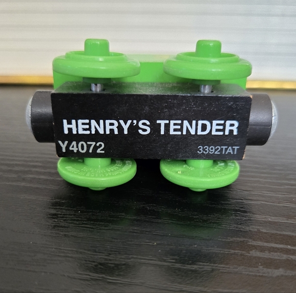 Thomas & Friends Wooden Railway Henry's Tender #3 Magnetic Train Car - Picture 6 of 6